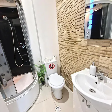 Urbano Burada No52a Апартаменти