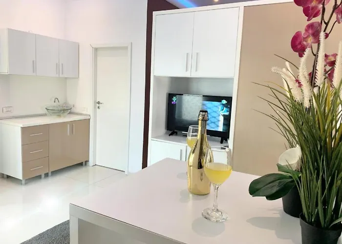 Urbano Burada No52a 3* コンスタンツァ