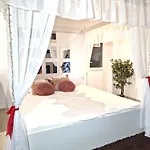 Urbano Burada No52a Апартаменты 3*