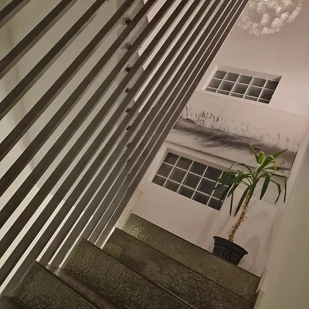 Urbano Burada No52a アパート 3*