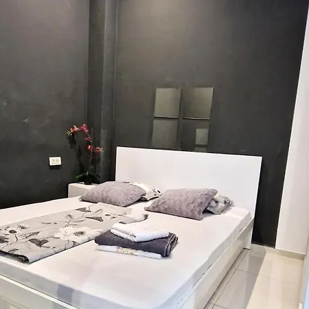 Appartamento Urbano Burada No52a