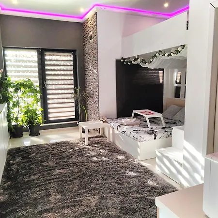 Urbano Burada No52a 3*