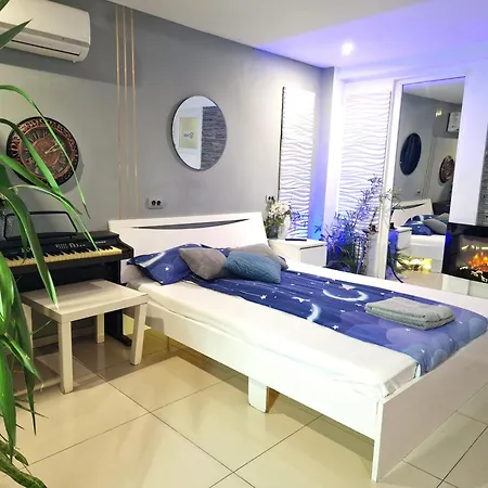 Appartamento Urbano Burada No52a 3*