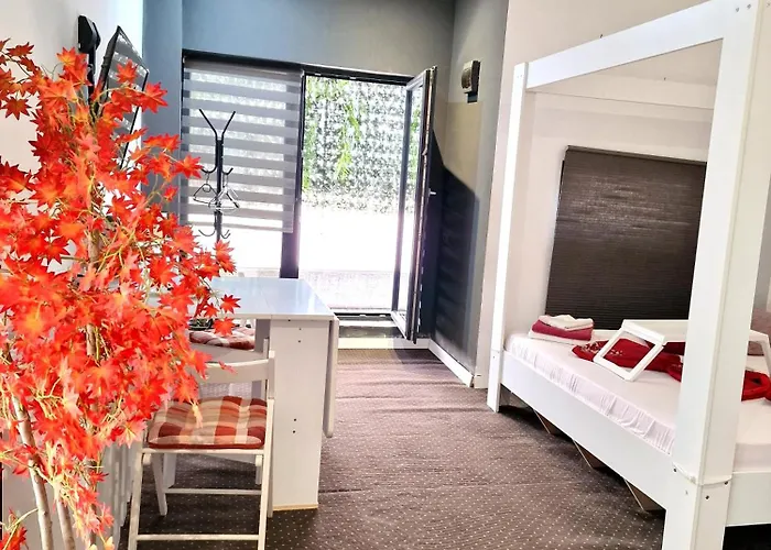 Urbano Burada No52a Апартаменты Констанца